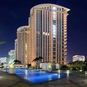  Apartment A2j Luxury 1br Balcony Near Venice Mall Bgc Philippines